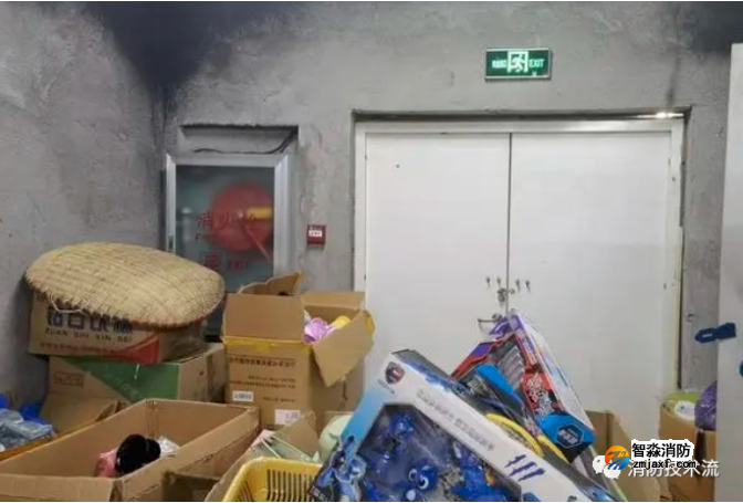 新鮮出爐的罰單，堵塞安全出口被罰了3.5萬！